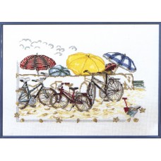 Набор для вышивания: Велосипеды на пляже 32 x 44 см OEHLENSCHLAGER 67510