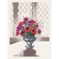 Набор для вышивания Цветы в серебряной вазе 19,5 x 27 см HERITAGE WFSV656E