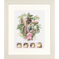 Набор для вышивания Birdhouse with roses   29 x 35 см LANARTE PN-0008031