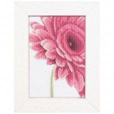 Набор для вышивания Close-Up Pink Flower   17 x 23 см LANARTE PN-0008122