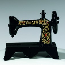 Декоративная  миниатюра Швейная машинка 3 x 1,5 см чёрный EFCO 1650036