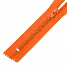 Молния MaxZipper пласт. спираль N5-N 18см н/р цв.F157 оранжевый