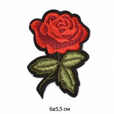 Термоаппликации вышитые TBY.2194 Красная роза 6х5,5см, уп.10шт