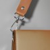 Ручка для сумки из натуральной кожи, регулируемая, с карабинами, 60 +- 2 см × 2,5 см, цвет бежевый/серебряный